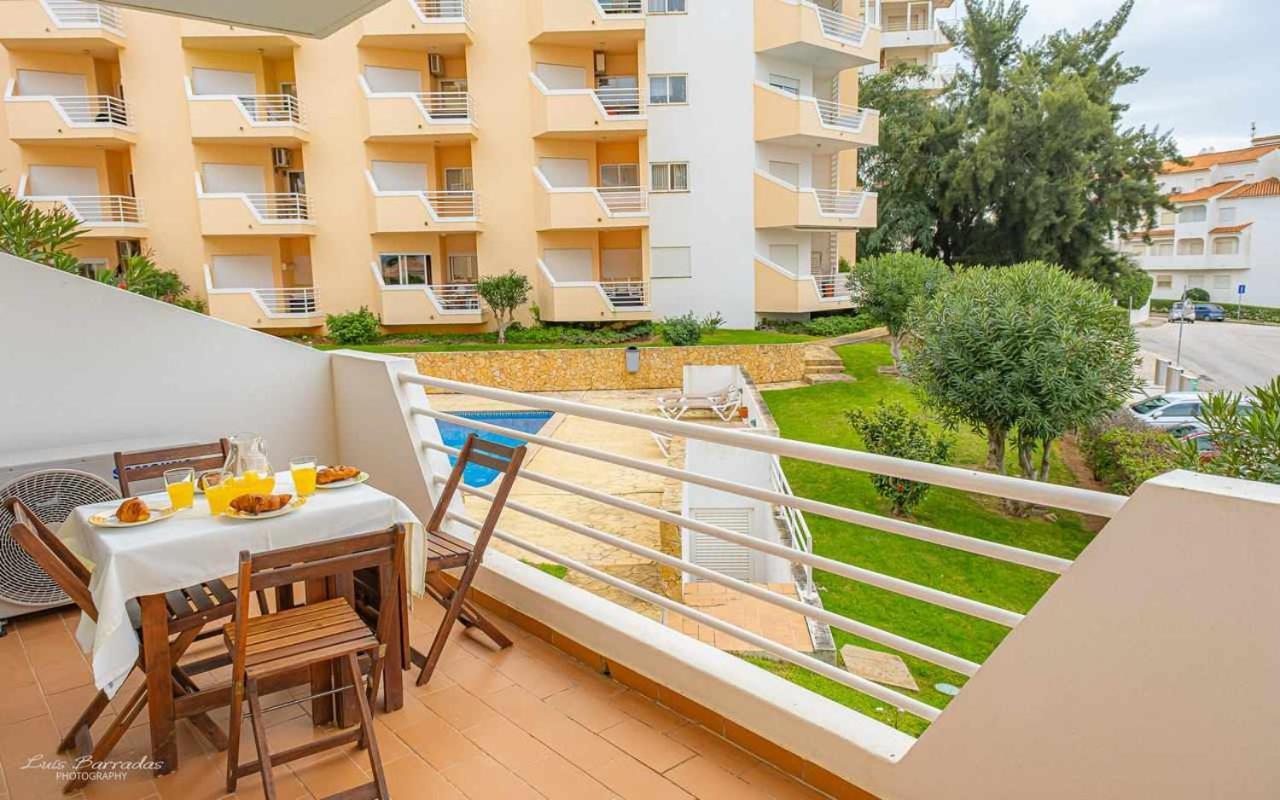 אלבור T2 Qta Amoreira Praia E Piscina מראה חיצוני תמונה